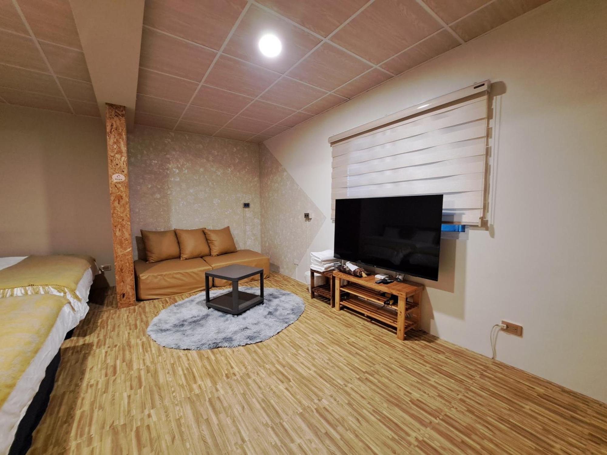 舞浪海景旅店 Hotel Xiaoliuqiu Bagian luar foto